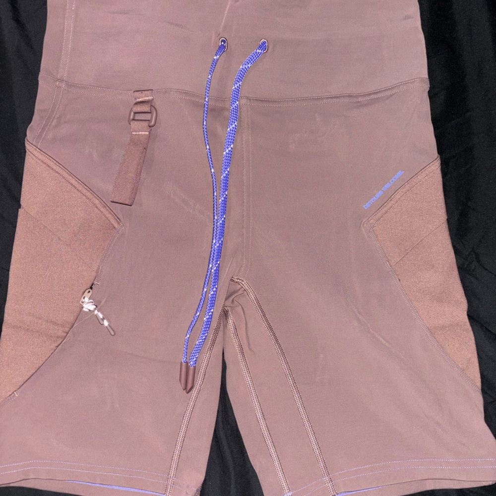 lululemon cargo hiking shorts